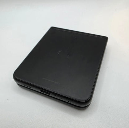Samsung Galaxy Z Flip3 - 256 GB - Small dead pixel - With leather case
