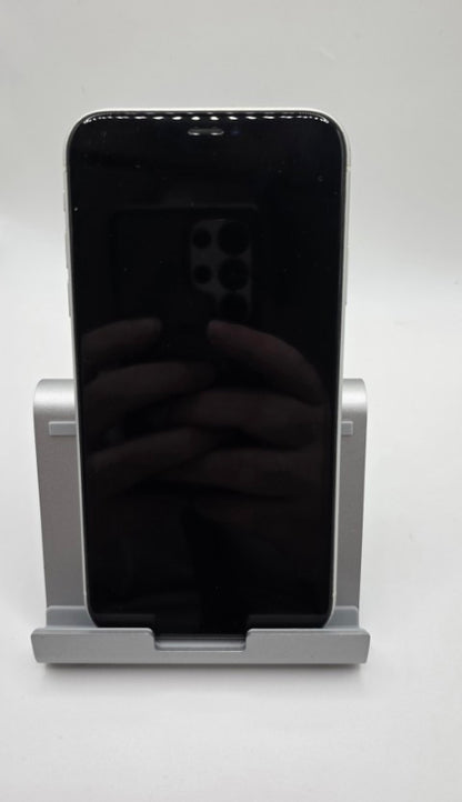 Apple iPhone XR - cracked back - 64 GB