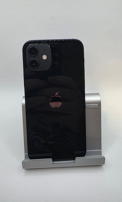 Apple iPhone 12 - 64 GB - Excellent